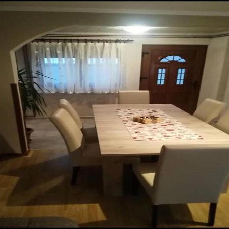 Apartman Anna Villa Ogulin Bagian luar foto