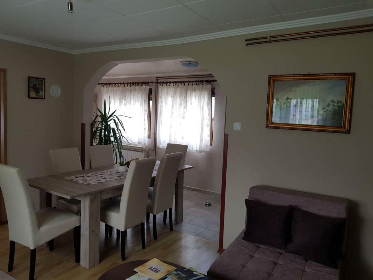 Apartman Anna Villa Ogulin Bagian luar foto